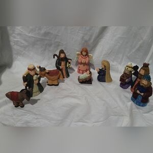 Vtg Little Ones Hand Painted Polyresin 10 Pc. Christmas Nativity Set